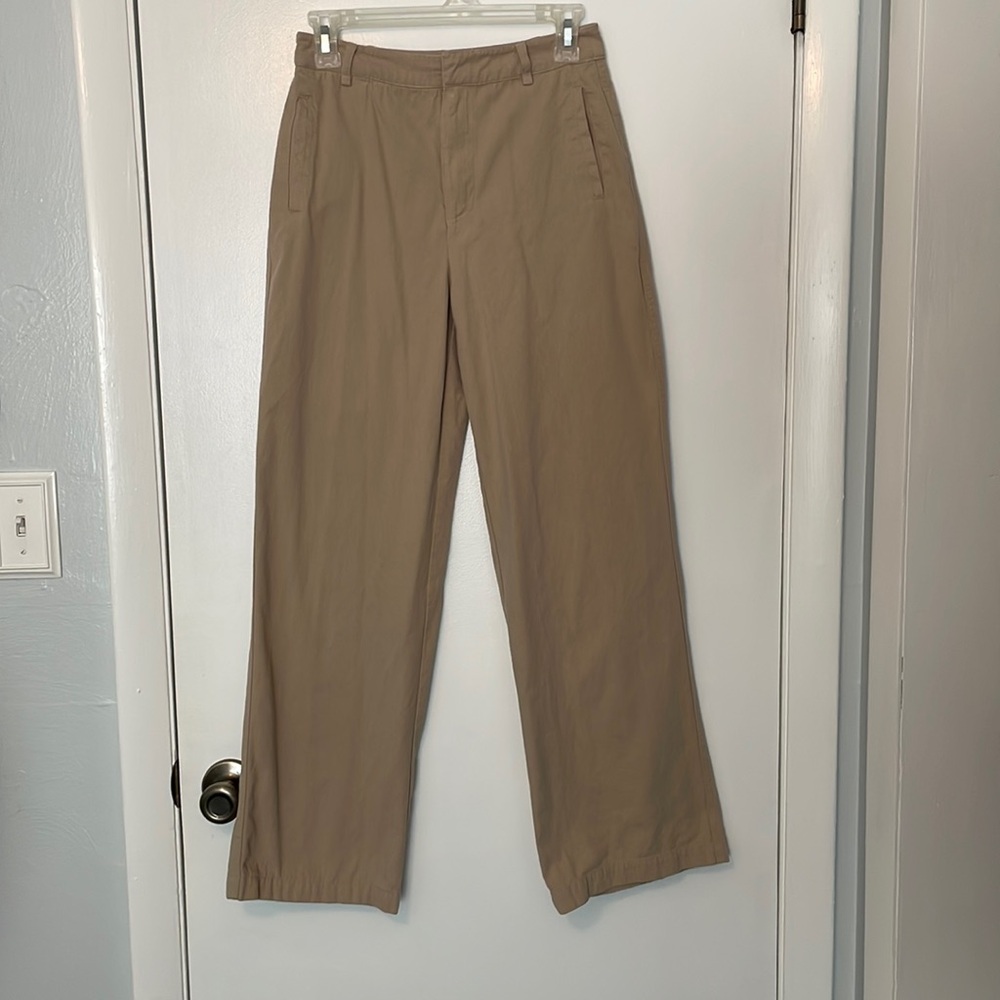 Forever 21 Women's Khaki Pants